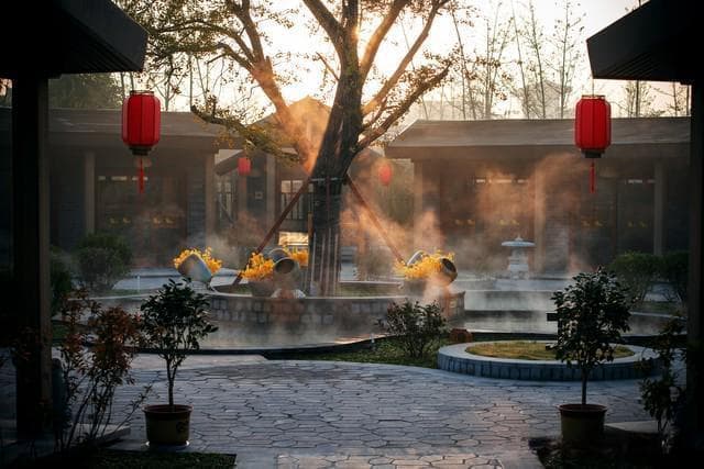 碧玉温泉水：中国温泉养生文化的诗意表达