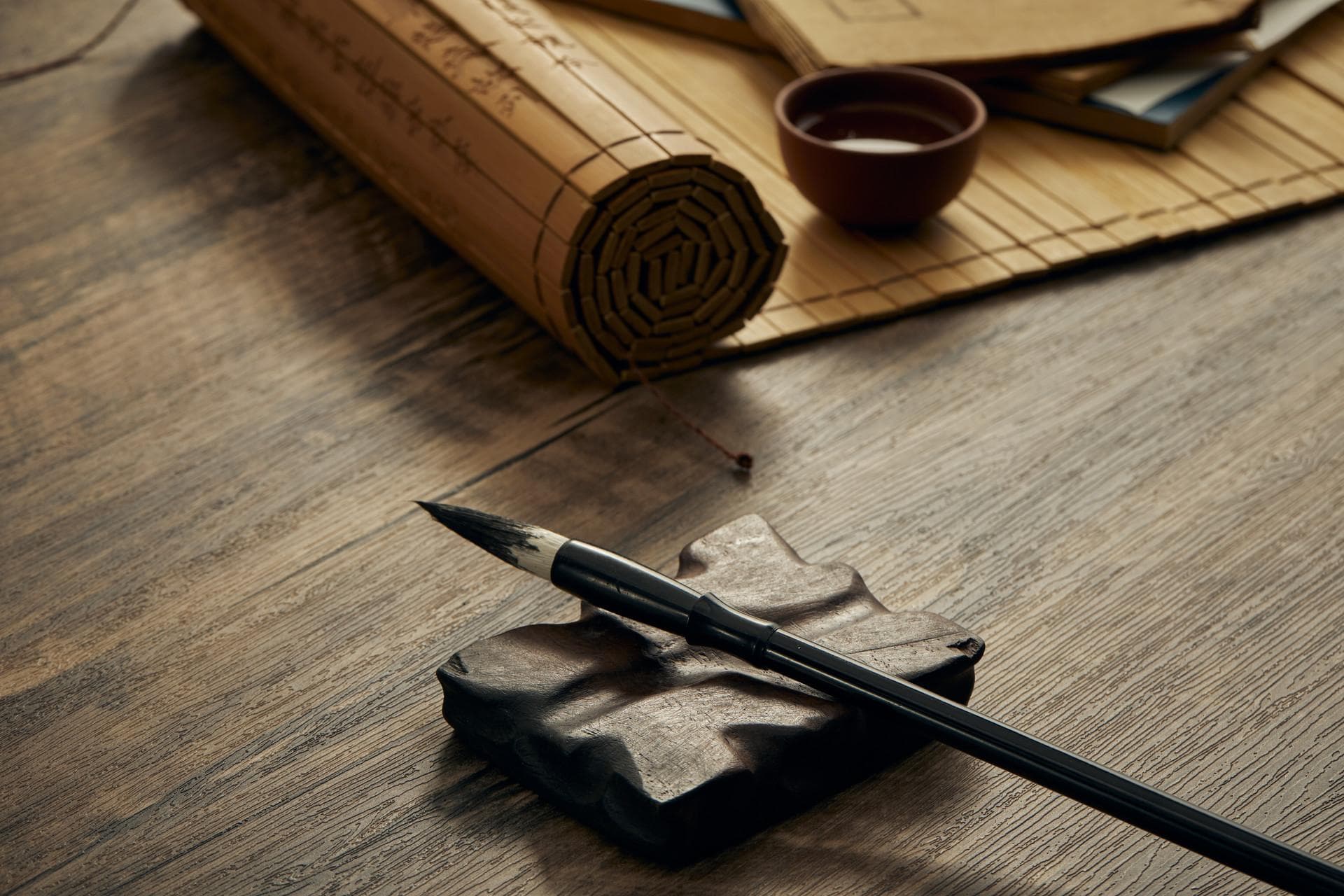 古代行政制度评析：历史演变与现代启示