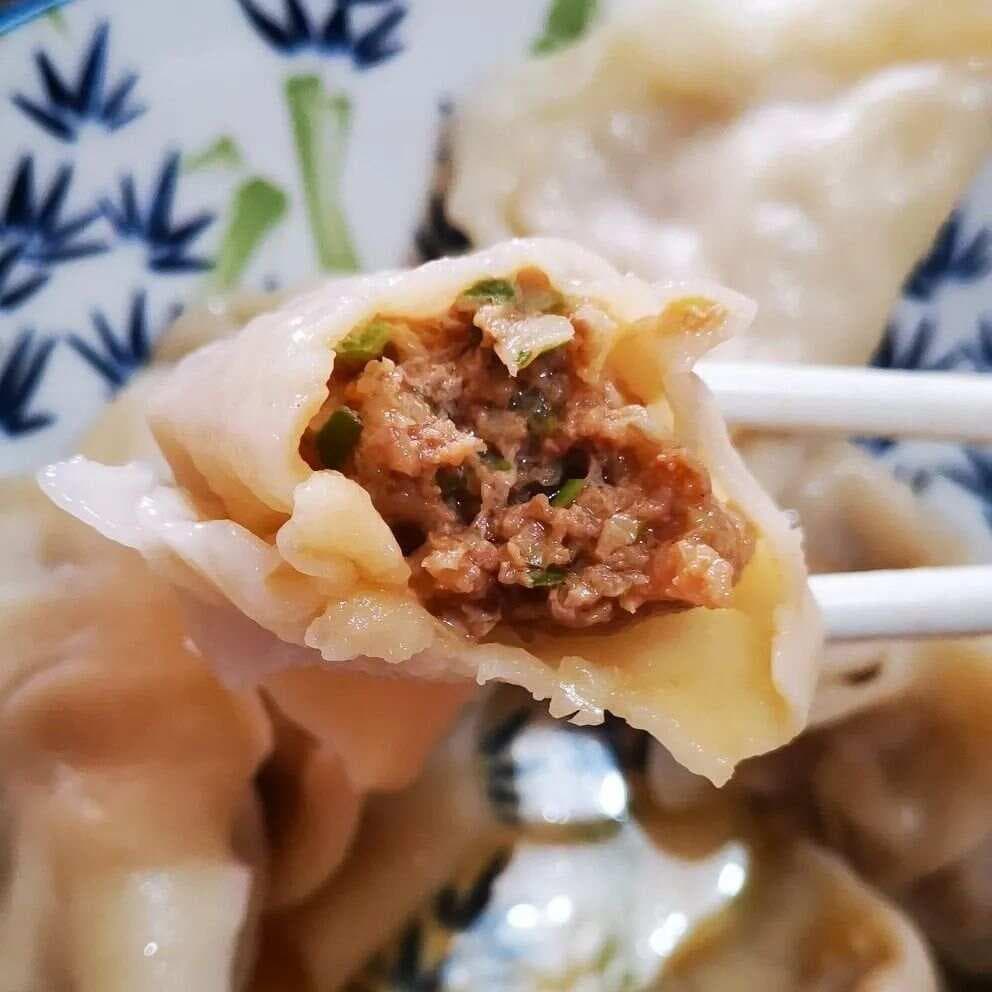 一看就会的万能肉馅配方！饺子馄饨包子全拿下，学一道顶十道（附完美饺子皮攻略）
