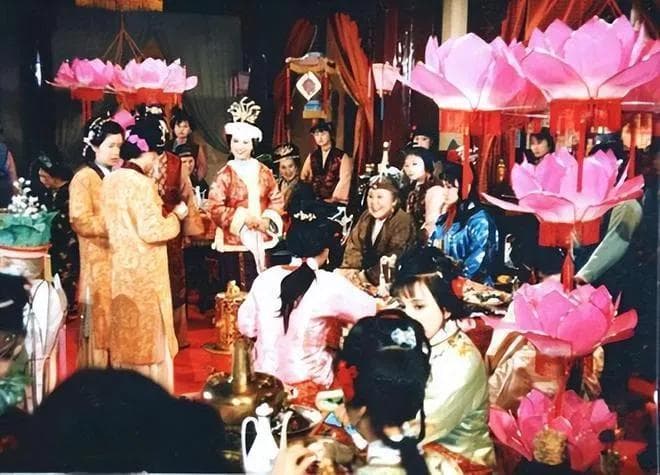 《红楼梦》四大家族：贾、史、王、薛，势力最为雄厚的是哪家？