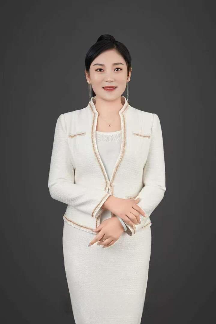 以“莓”为笔，绘就乡村振兴巾帼画卷