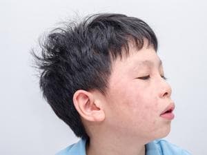 胃肠功能决定服药时间，首乌延寿片服用全攻略