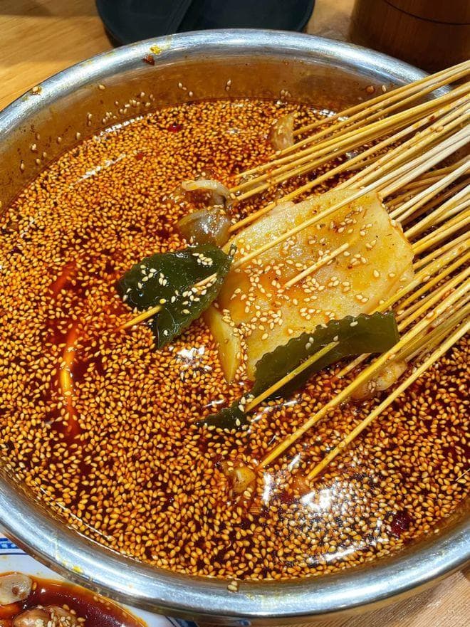 乐山钵钵鸡：舌尖上的非遗传奇