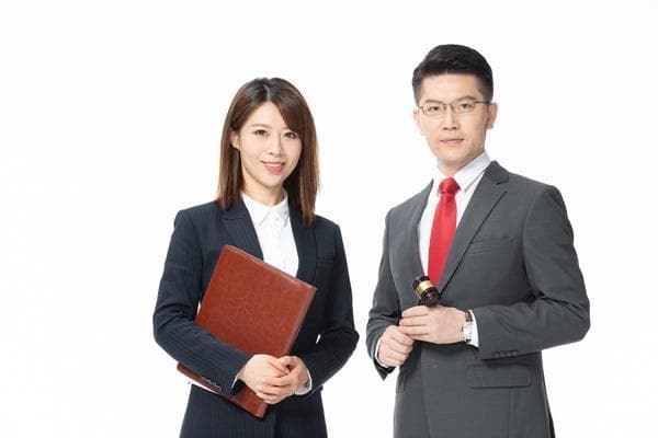 继承房产过户律师咨询：确保合法传承的秘诀
