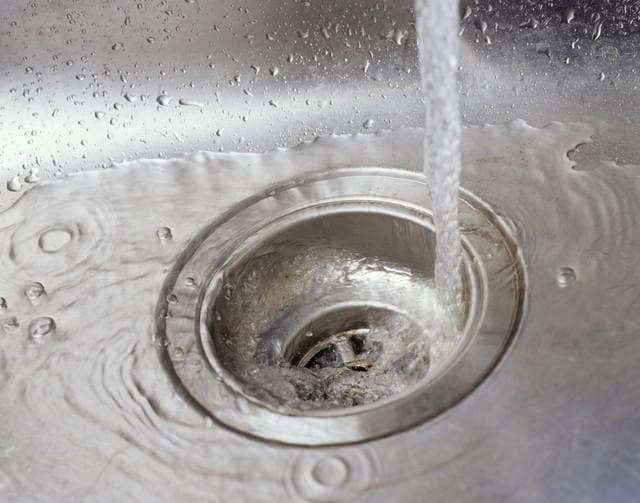 告别水垢，从清洗水管开始