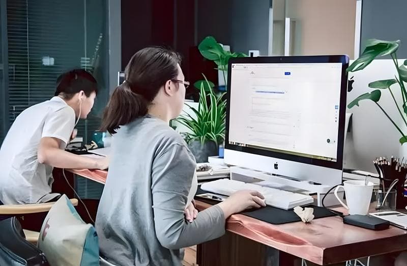 寺庙游、学外语、养绿植：年轻人的低成本疗愈新选择