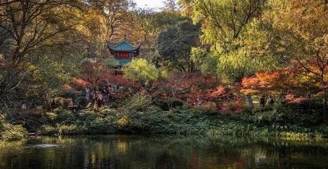 湖南岳麓山景点介绍，玩转文化名山，不留遗憾！
