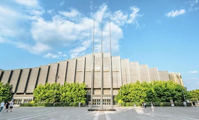 2025年扩招最猛的985大学，录取分数不高，学生有机会捡漏！