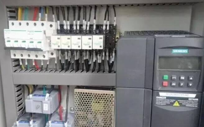 变频器参数设置详解：从基础概念到多机同步控制