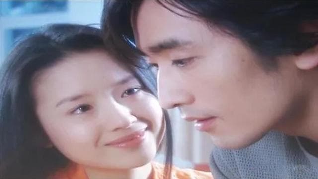 2005年剧《天若有情》，题材超前，三观正又不那么正