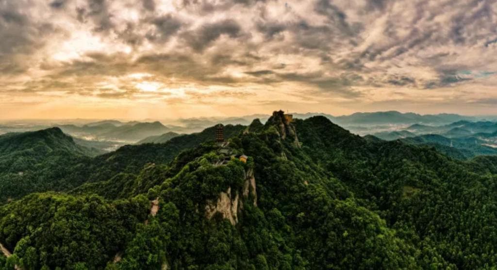浙江绍兴：沿着浙东唐诗之路 绘就古韵新辉好景