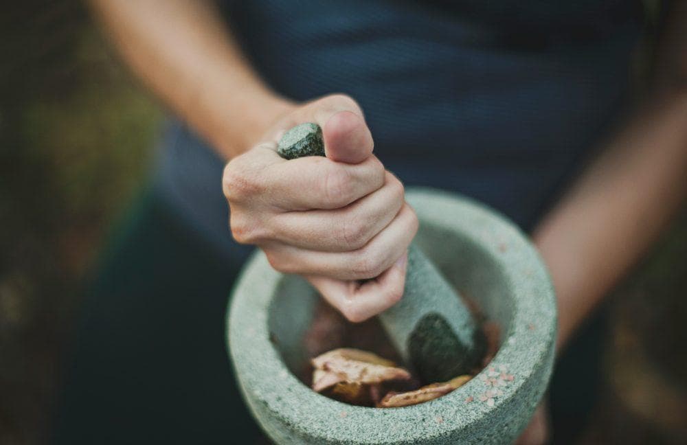 中国饮食学问多：浅谈中华药膳的历史文化与常见应用