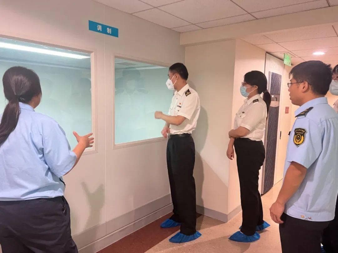 严把原料关生产关追溯关，区市场监管局守护百姓“肉盘子”