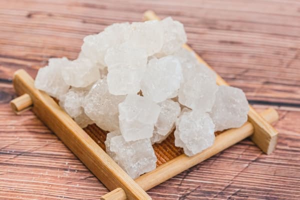食盐的功效与作用、禁忌和食用方法
