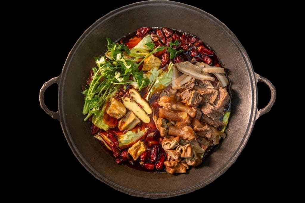 从“渝味360碗”开启味觉旅行 探索重庆饮食文化的多彩肌理
