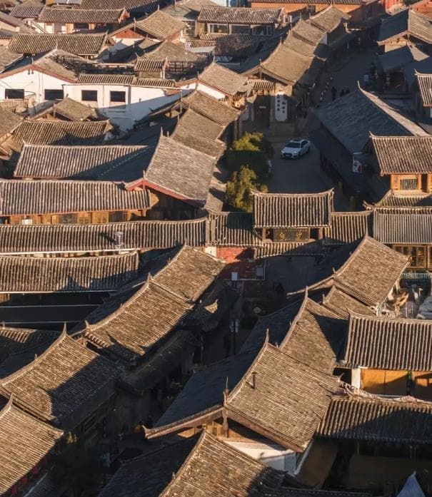 云南旅游交通攻略：昆明到大理和丽江的多种交通方式对比
