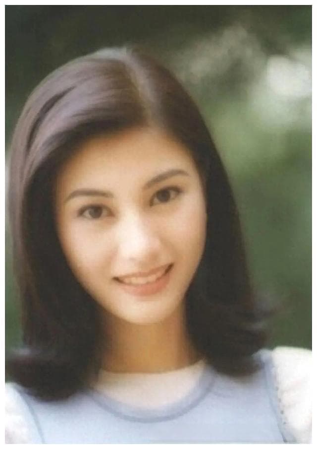 李嘉欣：从"花瓶"到"演技女王"的华丽蜕变