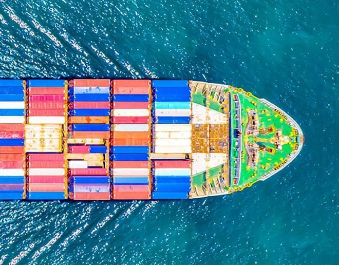 海运拼箱与整柜对比：哪个适合您的物流需求？