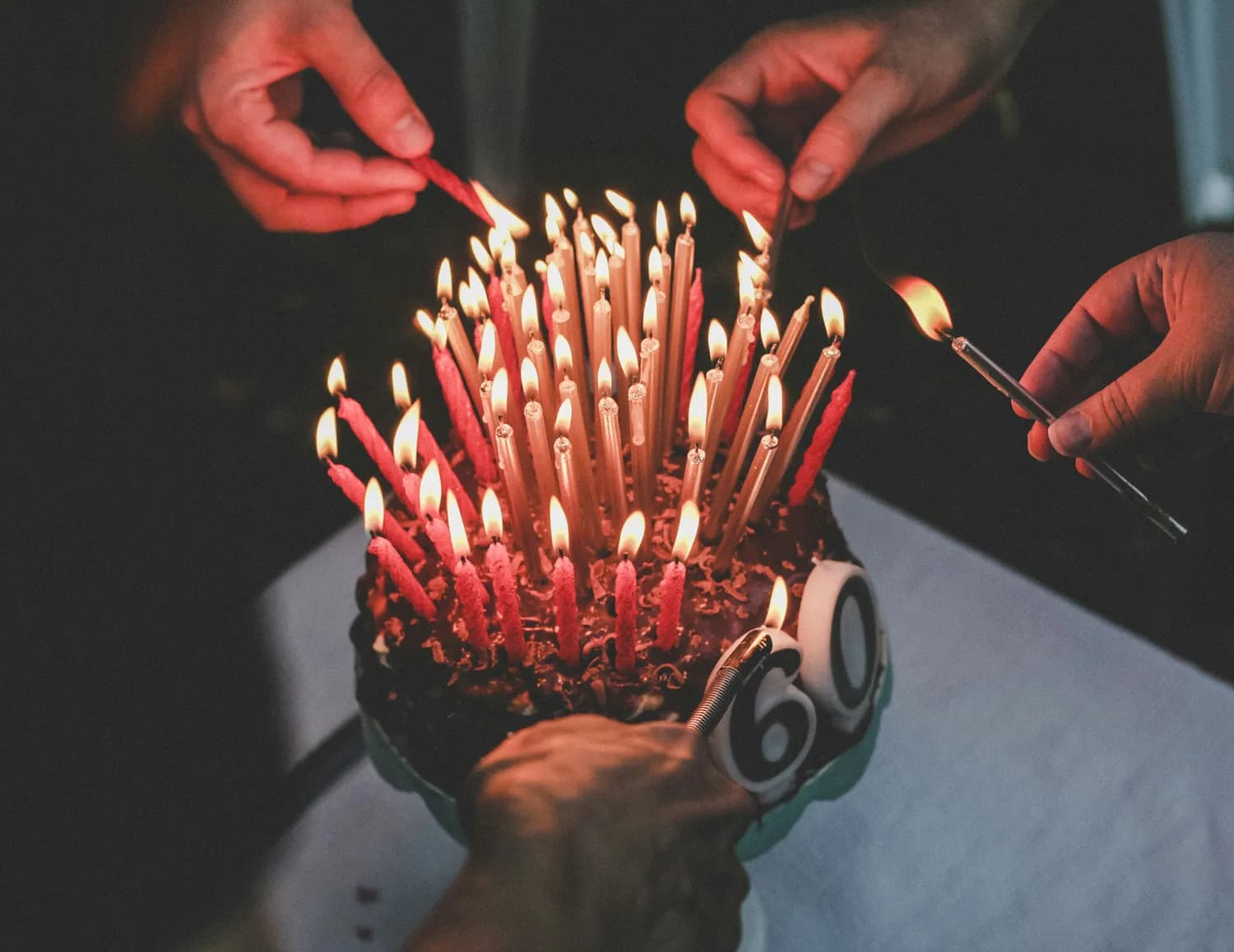 生日快乐，愿你未来的每一天都如花儿般绚丽多彩！