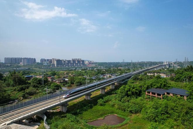 2024年铁路出行报告出炉！成都人最爱坐火车去哪儿？
