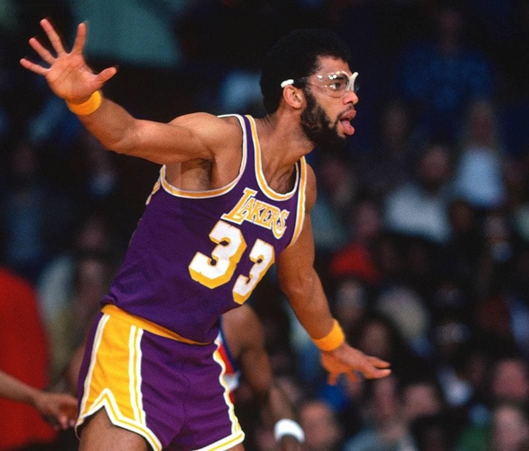 贾巴尔的历史得分王被詹姆斯超越了，但他是NBA胜场数最多的巨星
