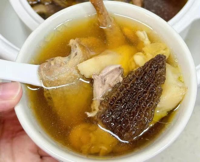 秋日大补的“鸽子汤”，建议：一周喝3次，小脸红扑扑的气色好