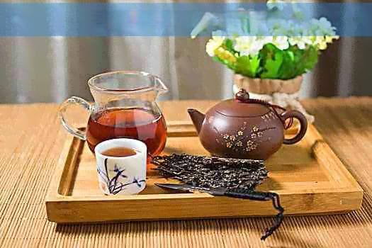 葛根茶泡水喝的功效与作用及禁忌