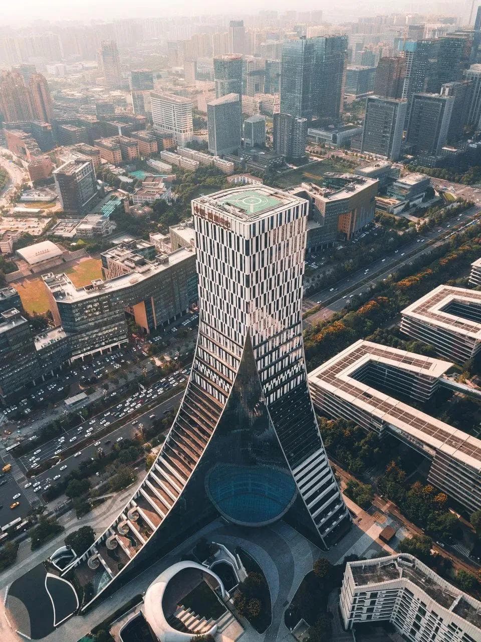 外國人在成都，這裡成了他們的“第二個家”