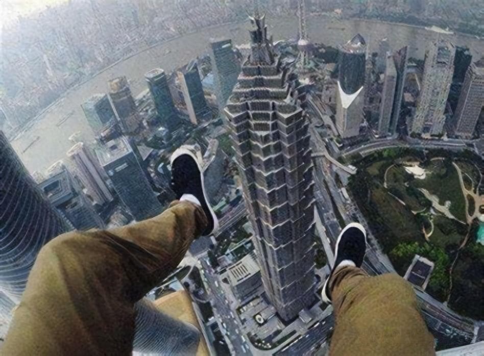 揭秘！为何有人天生“不惧高”，高空如平地？
