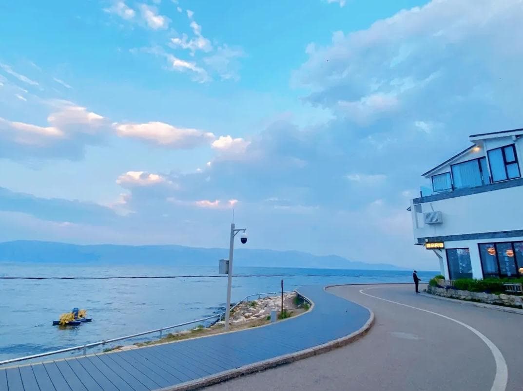 环洱海骑行，感受浪漫大理的慢时光