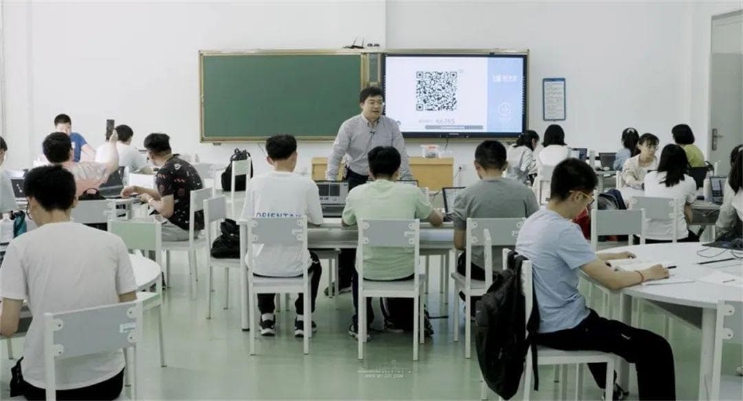首批！人工智能走进哈工大课堂｜你AI了吗？