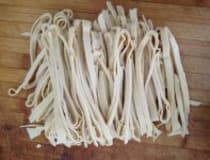 凉拌菜调料汁做法大全：从牛肉到猪蹄的完美搭配