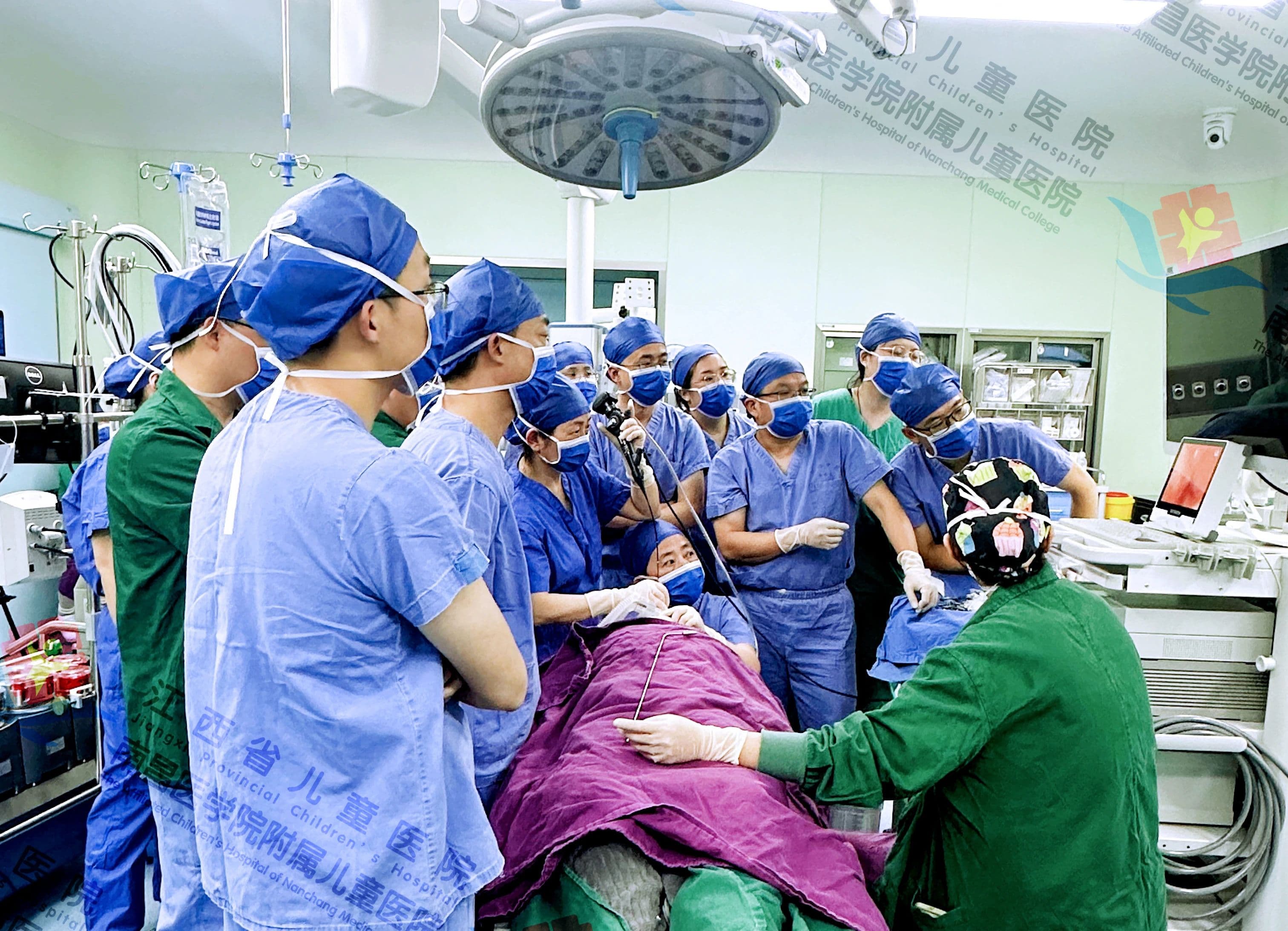 9岁男童误吸笔头入肺近半年，江西省儿童医院多学科联合救治取出