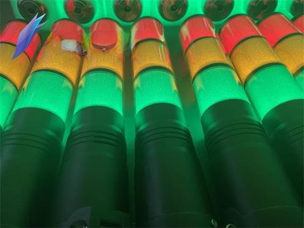自动化设备LED灯亮度调节技术_PWM控制、智能传感器、节能策略