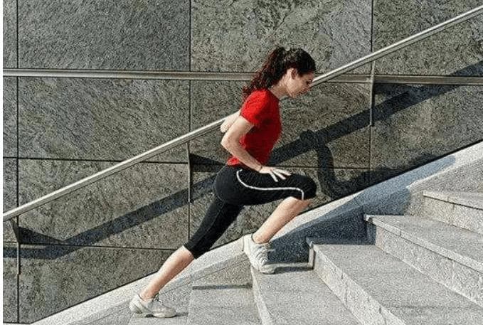 跑步前后需要拉伸吗？如何拉伸？