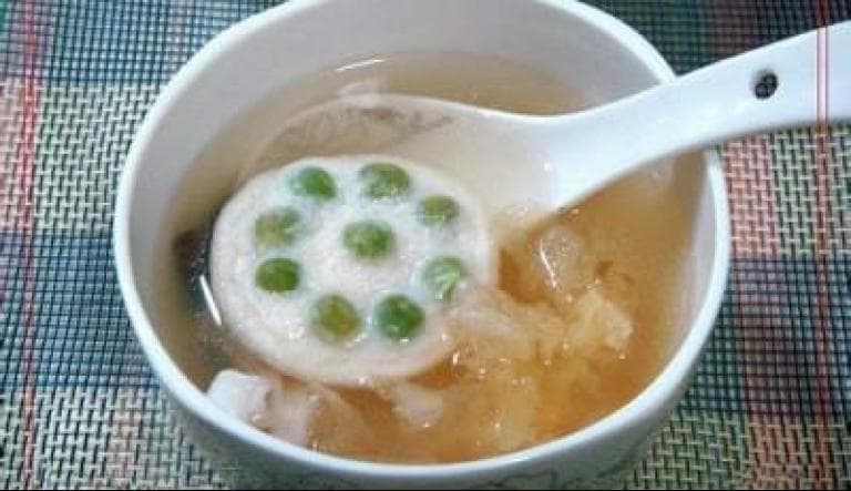莲蓬煮水的功效与作用、禁忌和食用方法