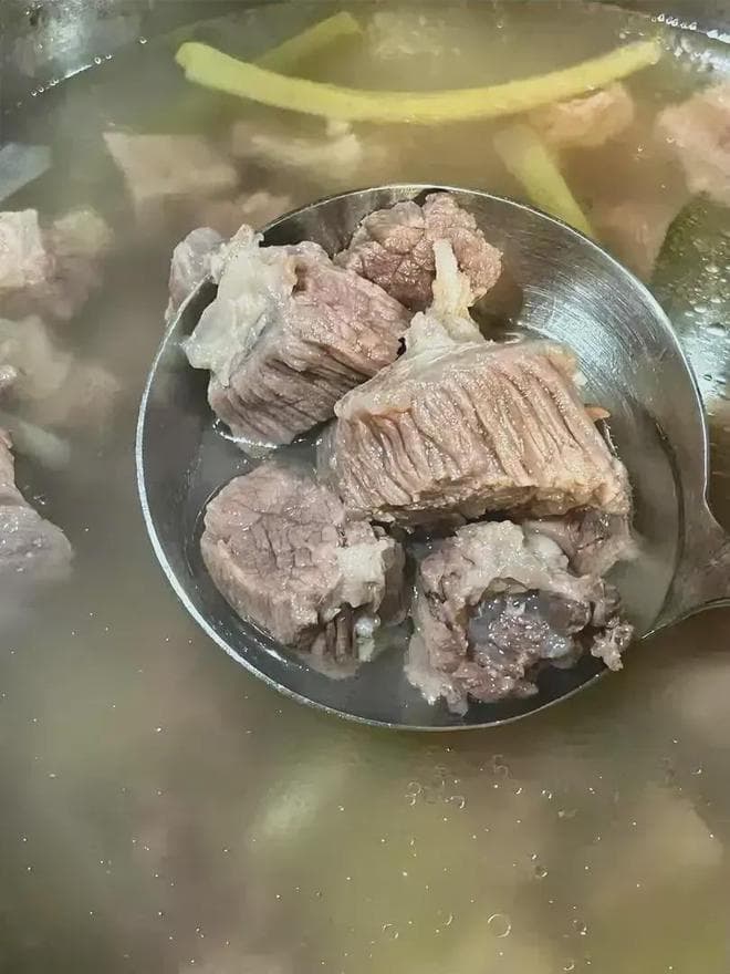 马上过年了，8种炖肉配方，记得收藏：从羊肉到鱼肉的完美炖煮指南
