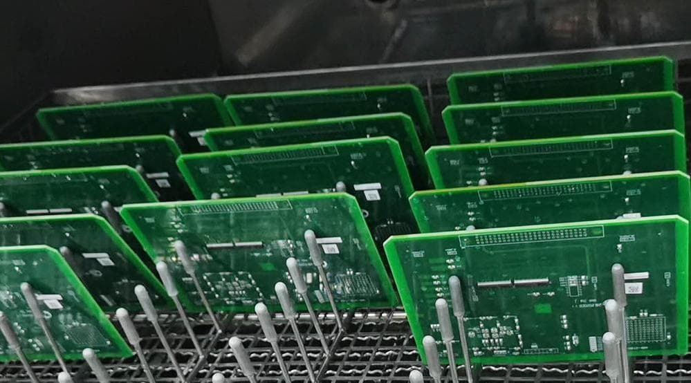 PCBA加工中的板面清洁：方法与实践