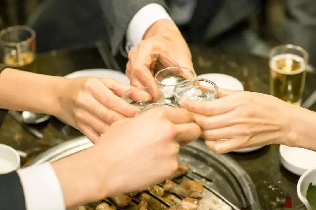 酒精进入体内的72小时，身体会发生哪些变化？不只伤肝，更可怕的是…