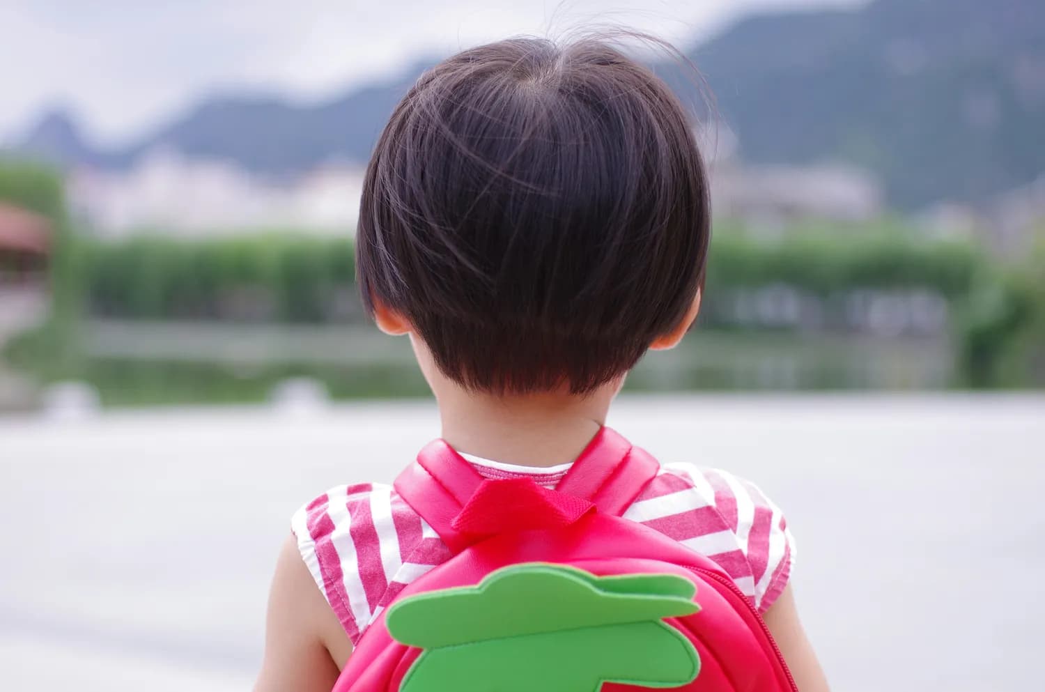 户口迁移对孩子上学有影响吗？