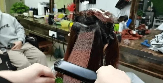 头发变直哪种方法最好？试试这三种方法，各有优缺点