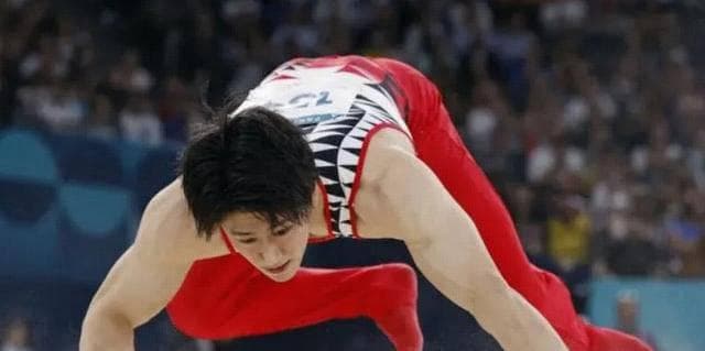 桥本大辉再次失误！单杠摔出界，无缘决赛，重演3年前悲剧