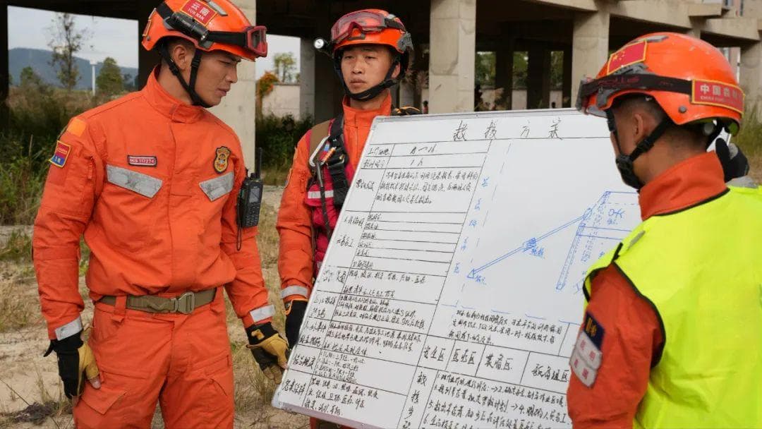 强化地震救援技能 提升队伍实战能力