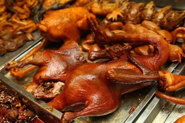 四川卤菜制作详解：五香微辣风味的正宗烹饪工艺
