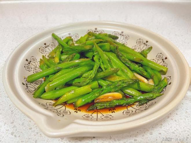 春季必吃的8款应季家常炒菜，营养健康，简单易做，健康少生病