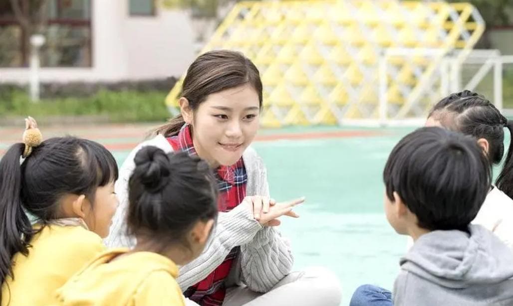 幼儿园关停潮下90后幼师纷纷转行 幼师能转行去做什么