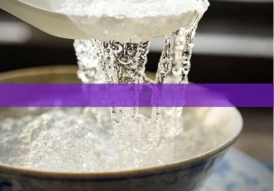 燕窝与鱼胶的营养价值对比：谁的营养成分更胜一筹？