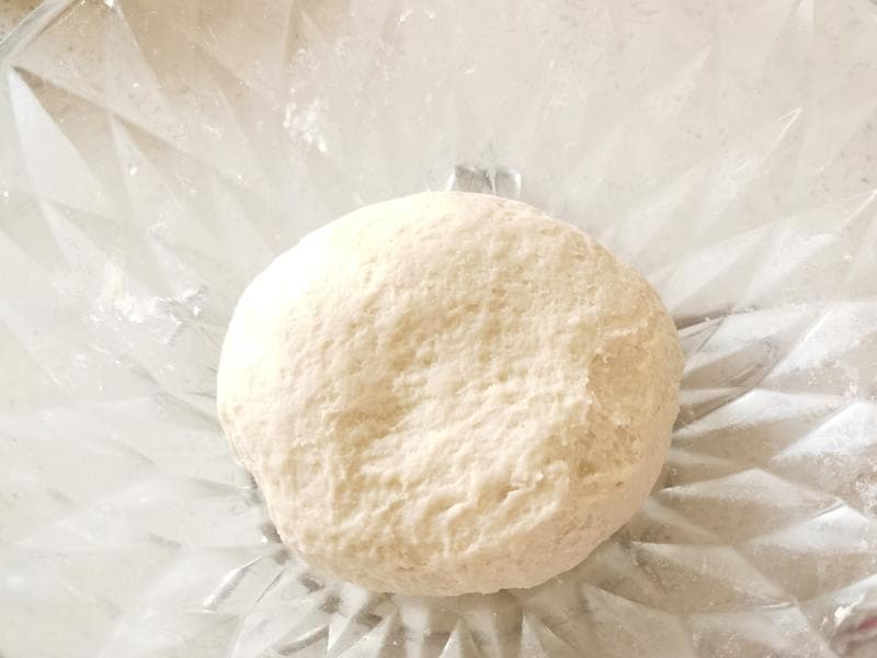 自制榴莲披萨：纯正榴莲肉与浓郁芝士的完美结合