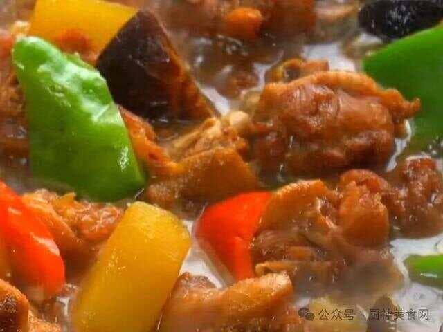 大厨教你做特色黄焖鸡，一天卖几十份，香料配方制作流程全告诉你