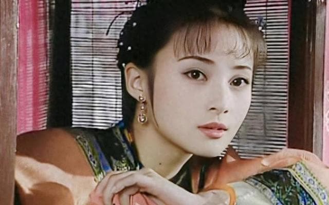 蒋勤勤凭《乔家大院》获双奖，用演技摆脱“花瓶”标签